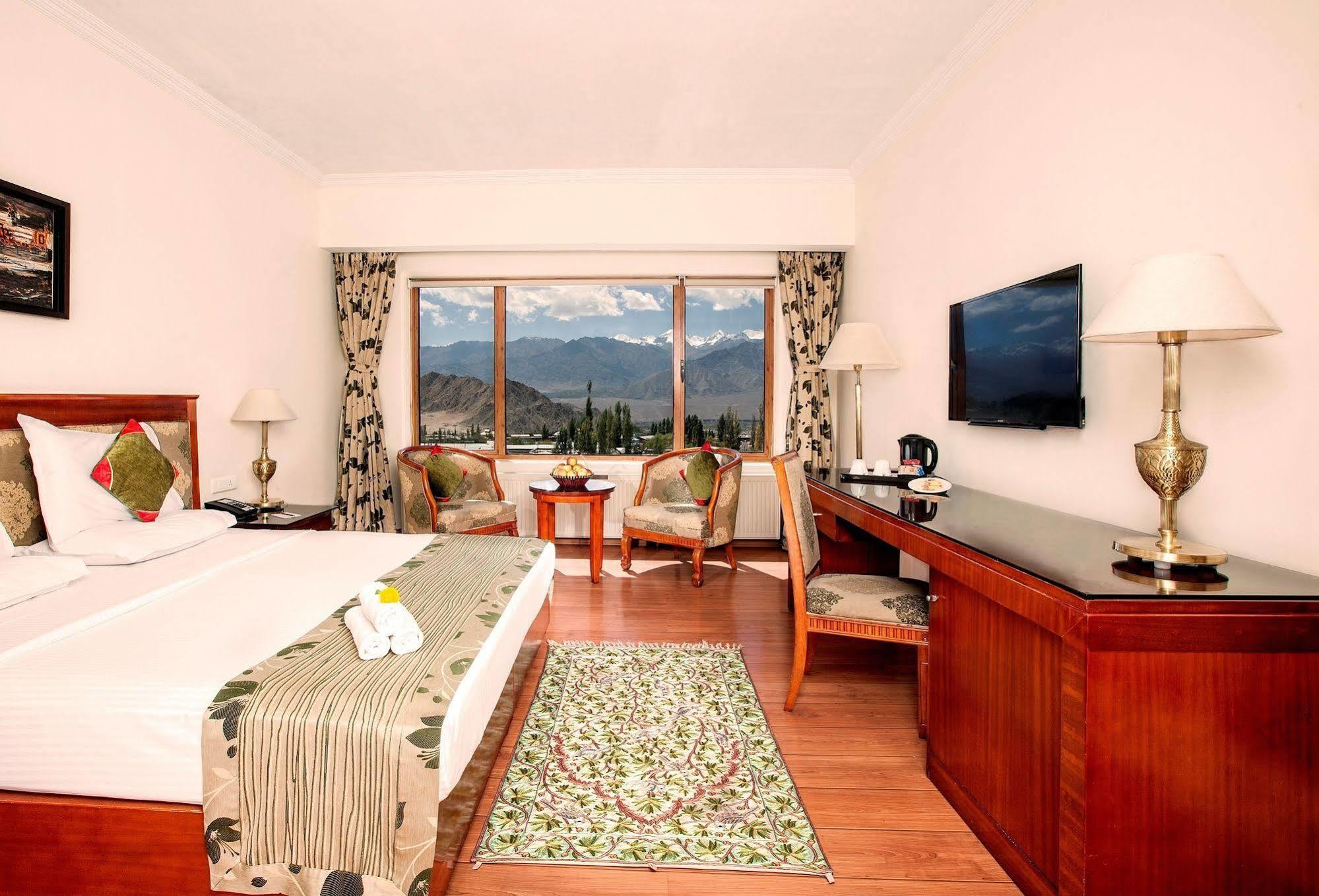 Hotel The Grand Dragon Ladakh à Leh Extérieur photo